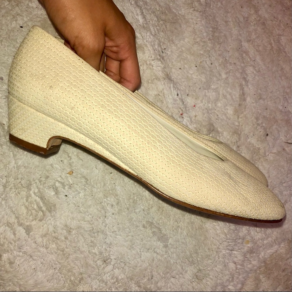 Joan & David Off White / Cream Kitten Block Heels
Handmade in Italy